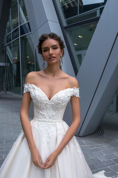 off the shoulder long wedding dresses a line lace appliqued beaded wedding gowns sweep train plus size bridal dress vestidos, White
off the shoulder long wedding dresses a line lace appliqued beaded wedding gowns sweep train plus size bridal dress vestidos, White