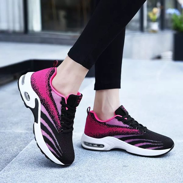 2020 new cushion running shoes for women breathable sneakers non slip damping jogging sport shoes plus size female trainers
2020 new cushion running shoes for women breathable sneakers non slip damping jogging sport shoes plus size female trainers
