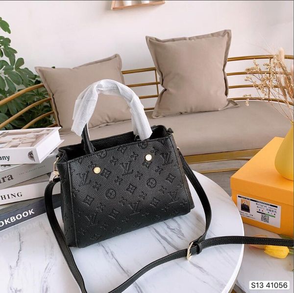 2020 designers luxury handbags women shoulder bag with a clutch wallet 40156 pu leather shopping tote 013
2020 designers luxury handbags women shoulder bag with a clutch wallet 40156 pu leather shopping tote 013