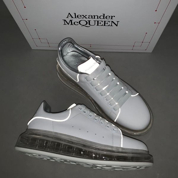 new high-end women's luxury casual sports shoes fashion brand autumn and winter style air cushion outsole luminous shoes, Black
new high-end women's luxury casual sports shoes fashion brand autumn and winter style air cushion outsole luminous shoes, Black