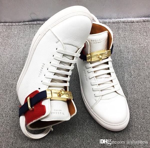 luxury designer brand locks sneakers cowhide fashion men comfortable casual flat shoes high shoes lock shoes red black white
luxury designer brand locks sneakers cowhide fashion men comfortable casual flat shoes high shoes lock shoes red black white