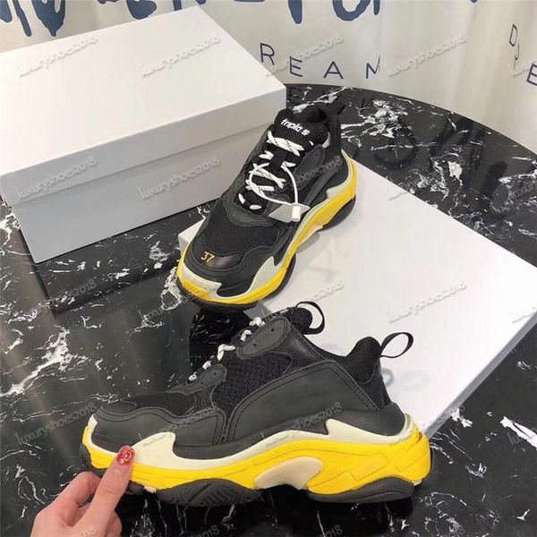 2019 new triple s 2.0 plus mens womens brand fashion designe luxury trainers sneakers dad shoes women zapatos chaussures l14, Black
2019 new triple s 2.0 plus mens womens brand fashion designe luxury trainers sneakers dad shoes women zapatos chaussures l14, Black