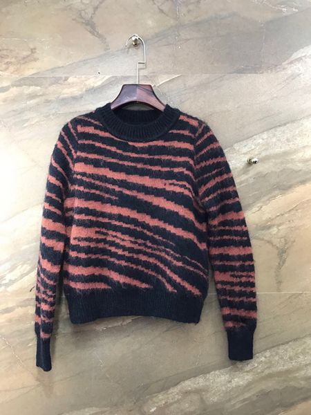 autumn and winter 2019 new women's round neck stripe decoration long sleeve all-around sweater 1024, White;black
autumn and winter 2019 new women's round neck stripe decoration long sleeve all-around sweater 1024, White;black