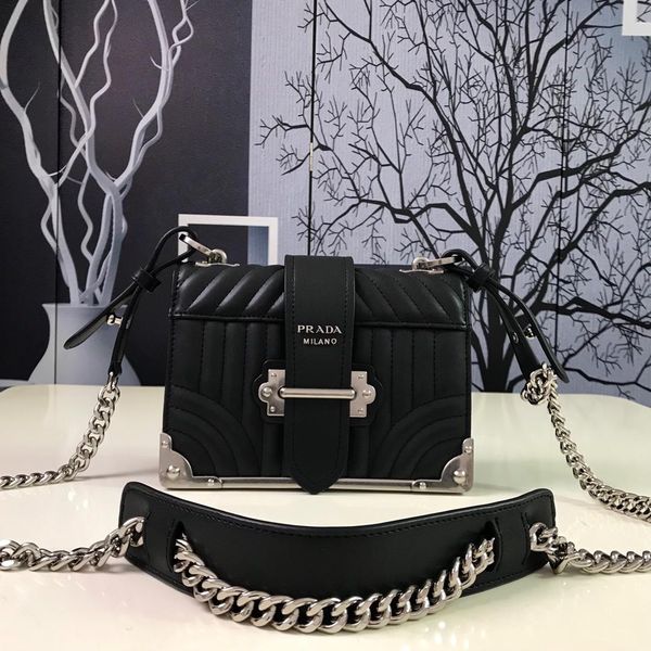 new brand designer luxury handbags purses shoulder bag women mens bags sac heels crossbody wallet backpack tasche belt waist men hommes de p
new brand designer luxury handbags purses shoulder bag women mens bags sac heels crossbody wallet backpack tasche belt waist men hommes de p