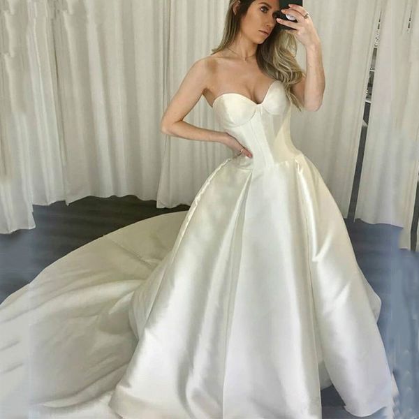 custom strapless ball gown wedding dresses 2020 sweetherat court train satin lace up back wedding bridal gowns, White
custom strapless ball gown wedding dresses 2020 sweetherat court train satin lace up back wedding bridal gowns, White