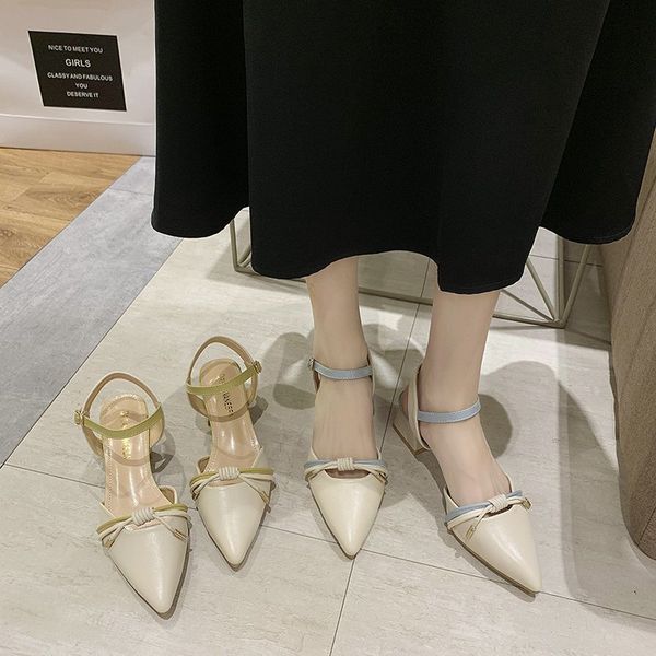 spring/summer 2020 fairy style simple single shoes new fashion wild pointed pointed middle heel thick heel single shoes x070, Black
spring/summer 2020 fairy style simple single shoes new fashion wild pointed pointed middle heel thick heel single shoes x070, Black