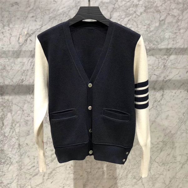 топ-качество чистой шерсть пике вязать т.б. контраст цвета cardigans thom белого рукава engineered 4-бар arm нашивки browne мужских женских, White;black
топ-качество чистой шерсть пике вязать т.б. контраст цвета cardigans thom белого рукава engineered 4-бар arm нашивки browne мужских женских, White;black