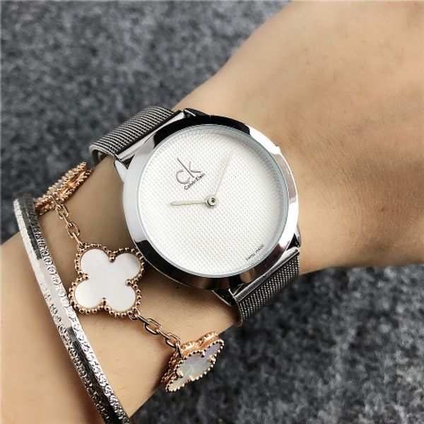 2019 Luxury Famous michael Women Rhinestone Watches Fashion Luxury michael Dress m k Ladies Watch kor Dial Man bag DZ GUESSity Watches286
2019 Luxury Famous michael Women Rhinestone Watches Fashion Luxury michael Dress m k Ladies Watch kor Dial Man bag DZ GUESSity Watches286