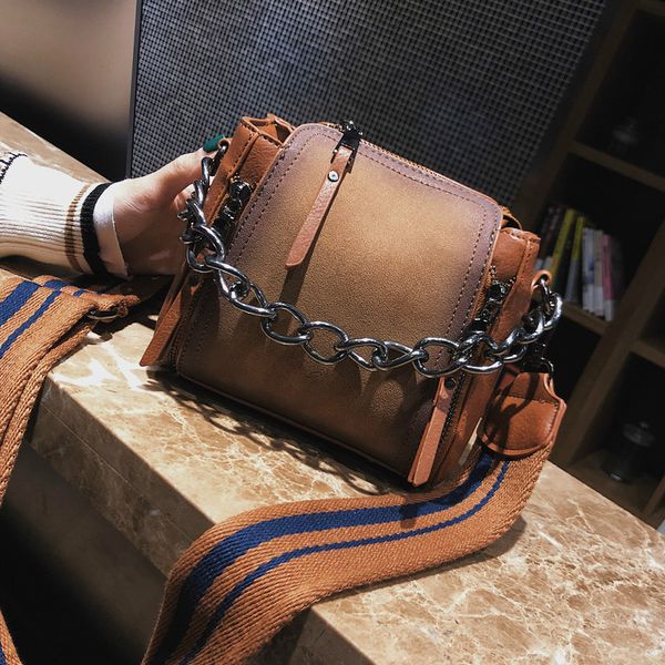 casual european style retro female bag chain bucket bag new nandbag quality frosted pu leather tote shoulder messenger bags
casual european style retro female bag chain bucket bag new nandbag quality frosted pu leather tote shoulder messenger bags