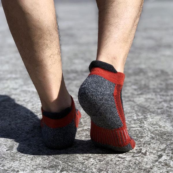 men 5pairs ergonomic trekking walking outdoor sports cotton blend sweat absorption breathable ankle athletic socks running soft, Black
men 5pairs ergonomic trekking walking outdoor sports cotton blend sweat absorption breathable ankle athletic socks running soft, Black