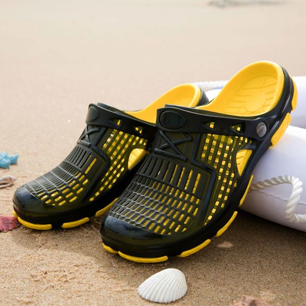 new fashion slippers designer brand sandals designer flip flop luxury slide summer fashion wide flat slippery beach slipper flip flops, Black
new fashion slippers designer brand sandals designer flip flop luxury slide summer fashion wide flat slippery beach slipper flip flops, Black