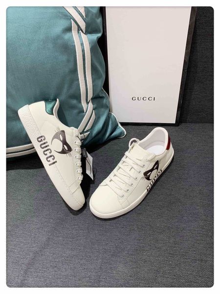 2020 new sa couple casual sneakers couple fashion sneakers casual shoes luxury design
2020 new sa couple casual sneakers couple fashion sneakers casual shoes luxury design