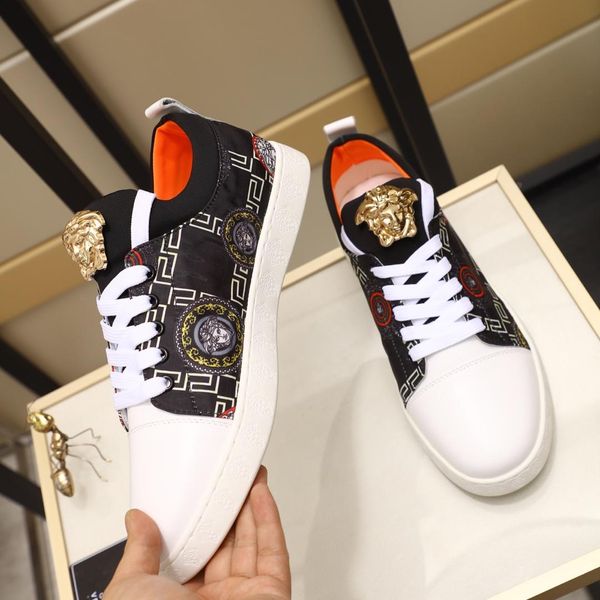 2020 new high-end luxury men's casual sports shoes fashion brand men's shoes three platforms classic medusa pattern mgft, Black
2020 new high-end luxury men's casual sports shoes fashion brand men's shoes three platforms classic medusa pattern mgft, Black