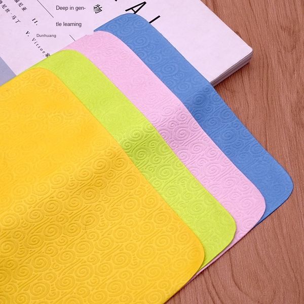 xiangyun camera glasses glasses wiping cloth camera lens wiping cloth can be printed
xiangyun camera glasses glasses wiping cloth camera lens wiping cloth can be printed