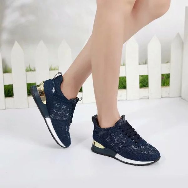 2019 with box mens womens shoes rainbow green sports requin sneakers caushion running shoes 36-45, Black
2019 with box mens womens shoes rainbow green sports requin sneakers caushion running shoes 36-45, Black