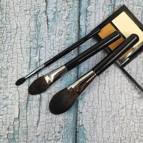 fashion shiny makeup brush set 3pcs foundation blush brush theatre makeup highlighter kabuki tools
fashion shiny makeup brush set 3pcs foundation blush brush theatre makeup highlighter kabuki tools