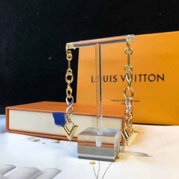 Top quality Brand name hollow chain and silver 8 geometry dangle Earring for women wedding gift free shipping PS6758A
Top quality Brand name hollow chain and silver 8 geometry dangle Earring for women wedding gift free shipping PS6758A