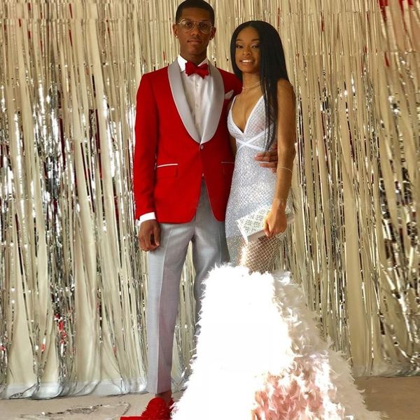 handsome red groom tuxedos shawl lapel groomsmen wedding tuxedos popular men formal prom jacket blazer suit(jacket+pants+tie) 711, Black;gray
handsome red groom tuxedos shawl lapel groomsmen wedding tuxedos popular men formal prom jacket blazer suit(jacket+pants+tie) 711, Black;gray