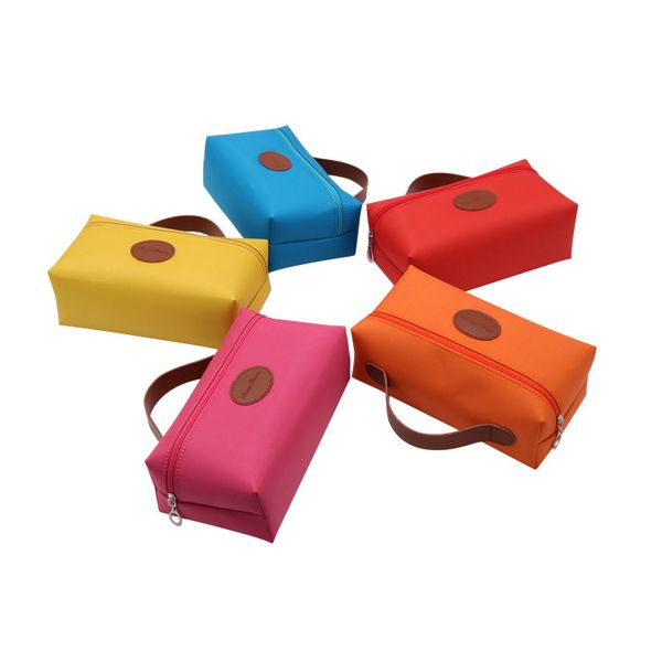 2020 portable makeup bag buggy bag multi-function travel cosmetic storage cosmetic case make up box suitcase pink vs 
2020 portable makeup bag buggy bag multi-function travel cosmetic storage cosmetic case make up box suitcase pink vs