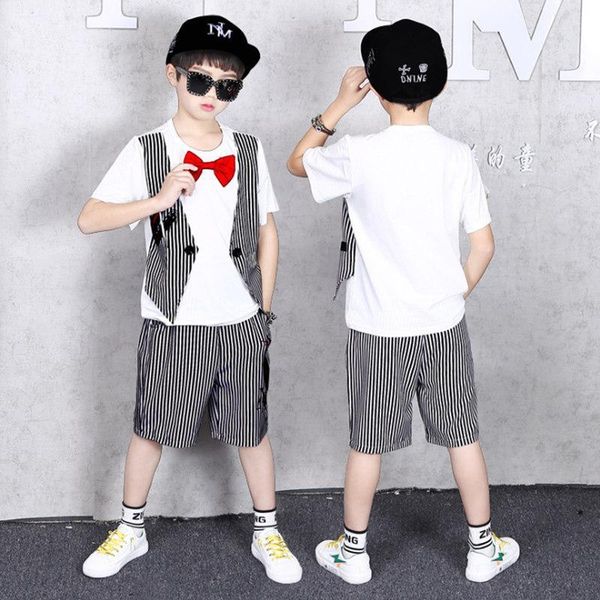 2020 boys summer fashion clothing sets kids striped short-sleeved t-shirt + shorts 2 pcs suit gentleman clothes for children, White
2020 boys summer fashion clothing sets kids striped short-sleeved t-shirt + shorts 2 pcs suit gentleman clothes for children, White
