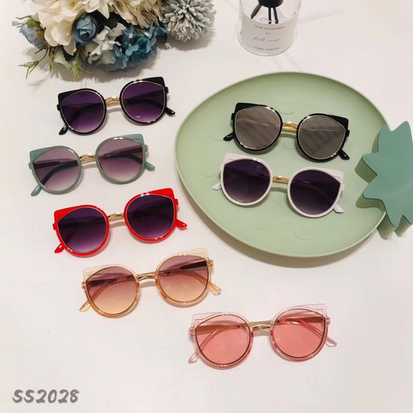 half metal frame cat eye kids sunglasses children lovely clear mirrors sun glasses uv400 fashion baby cateye's round eyeglasses, Blue
half metal frame cat eye kids sunglasses children lovely clear mirrors sun glasses uv400 fashion baby cateye's round eyeglasses, Blue