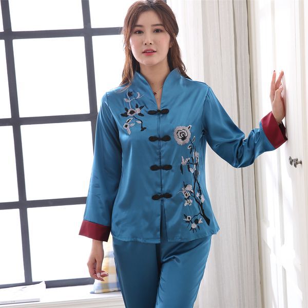 2pcs chinese style women embroidery flower pajamas set satin pyjamas suit novelty button sleepwear l xl xxl 3xl, Black;red
2pcs chinese style women embroidery flower pajamas set satin pyjamas suit novelty button sleepwear l xl xxl 3xl, Black;red