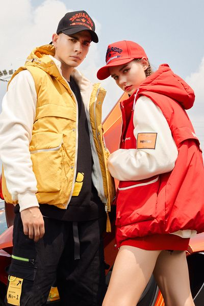 2019 winter couple style thickened windproof sleeveless casual vest two piece white duck down jacket detachable, Black
2019 winter couple style thickened windproof sleeveless casual vest two piece white duck down jacket detachable, Black