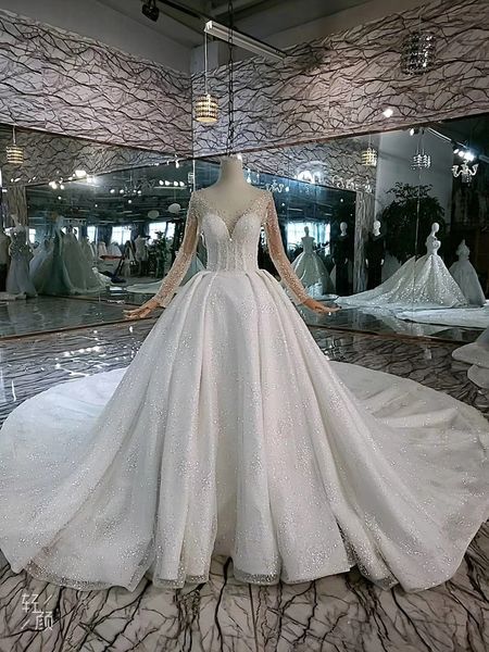 2020 autumn new crystal crystal wedding dress vibrato tiktok wedding handmade wedding dress, White
2020 autumn new crystal crystal wedding dress vibrato tiktok wedding handmade wedding dress, White