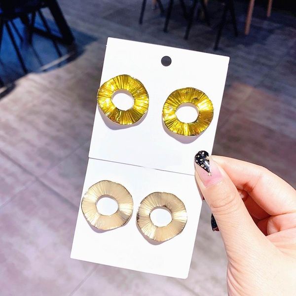 women fashion earrings gold-color 2019 new irregular round big stud earrings jewelry wholesale, Golden;silver
women fashion earrings gold-color 2019 new irregular round big stud earrings jewelry wholesale, Golden;silver
