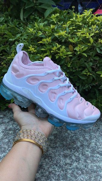 modern running shoes luxury sneaker new white blue black gym red yellow grey purple colorful sports shoes for men women with box
modern running shoes luxury sneaker new white blue black gym red yellow grey purple colorful sports shoes for men women with box