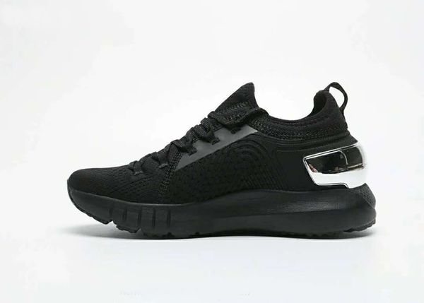 2019 новое поступление дышит сеткой HOVR Phantom SE гонщик мужские кроссовки кроссовки сп
2019 новое поступление дышит сеткой HOVR Phantom SE гонщик мужские кроссовки кроссовки сп