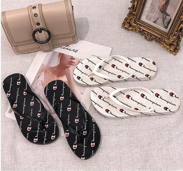 size 36-40 new 2018 women summer sandals rivets big bowknot flip flops beach sandalias femininas flat jelly designer woman sandals, Black 
size 36-40 new 2018 women summer sandals rivets big bowknot flip flops beach sandalias femininas flat jelly designer woman sandals, Black