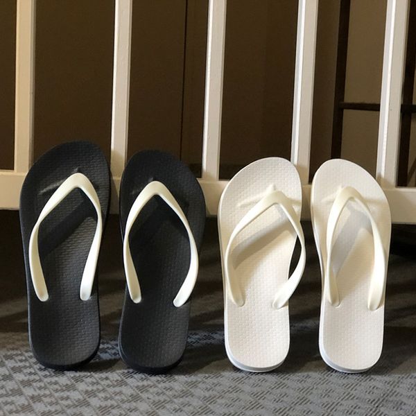 Simple black and white flip flop couple men 039 andal and lipper ladie ummer wear clip feet flat with couple beach hoe
Simple black and white flip flop couple men 039 andal and lipper ladie ummer wear clip feet flat with couple beach hoe