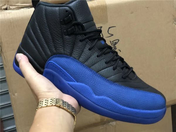 2019 release authentic 12 game royal men basketball shoes black blue sports sneakers real carbon fiber 130690-014 with original box
2019 release authentic 12 game royal men basketball shoes black blue sports sneakers real carbon fiber 130690-014 with original box