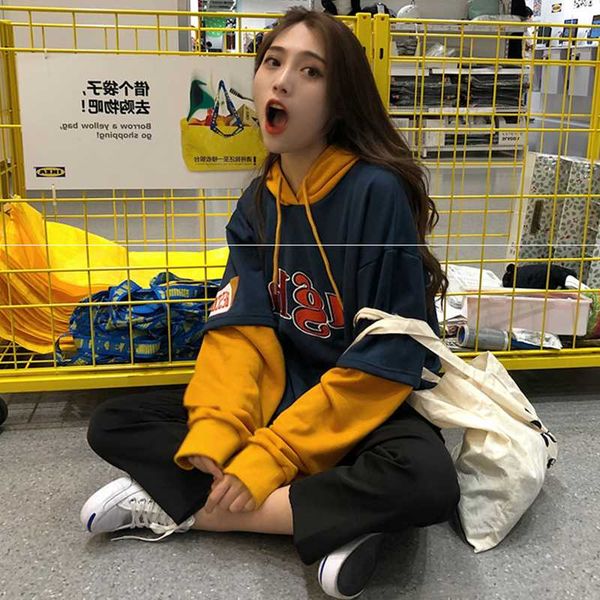 2018 korean version of casual color matching fake two-piece hooded long-sleeved sweater harajuku loose quality fashion sweater, White;black
2018 korean version of casual color matching fake two-piece hooded long-sleeved sweater harajuku loose quality fashion sweater, White;black