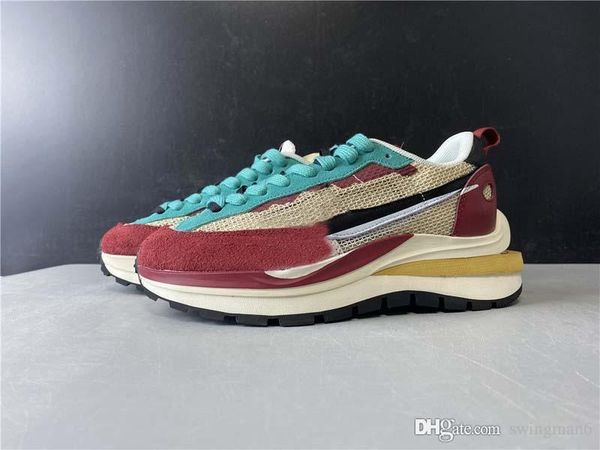 2020 authentic sacai pegasus vaporfly sp men running shoes sail sport fuchsia light bone game royal man sneakers with box
2020 authentic sacai pegasus vaporfly sp men running shoes sail sport fuchsia light bone game royal man sneakers with box