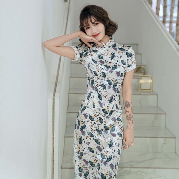 satin high spilt short cheongsam classic traditional chinese women qipao vintage mandarin collar print flower vestidos 4xl, Red
satin high spilt short cheongsam classic traditional chinese women qipao vintage mandarin collar print flower vestidos 4xl, Red