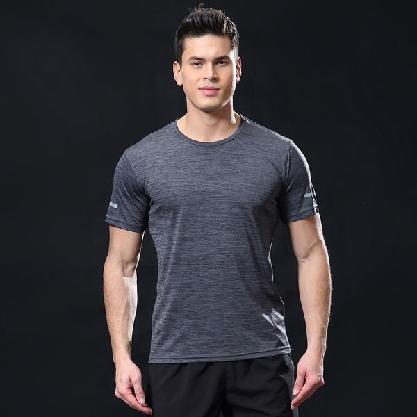 men short sleeve dry fit compression sportswear men's sport running shirt fitness training t shirt men gym workout clothes, Black;blue
men short sleeve dry fit compression sportswear men's sport running shirt fitness training t shirt men gym workout clothes, Black;blue