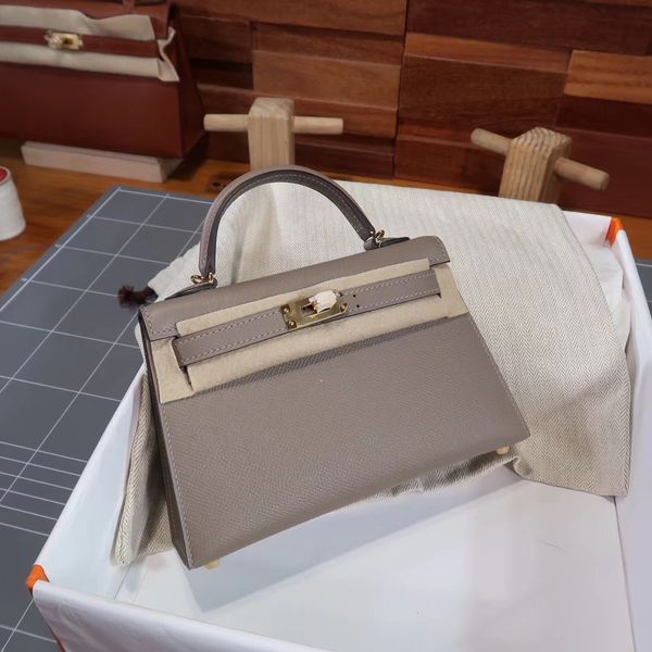 wholesale handmade with wax line thread mini keily bag 19cm,epsom skin,gold silver hardware, fast delivery
wholesale handmade with wax line thread mini keily bag 19cm,epsom skin,gold silver hardware, fast delivery