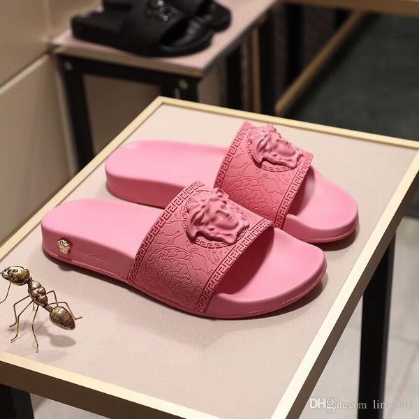 famous designer men's and women's fashion casual slippers, men's and women's casual slippers, with box, Black
famous designer men's and women's fashion casual slippers, men's and women's casual slippers, with box, Black
