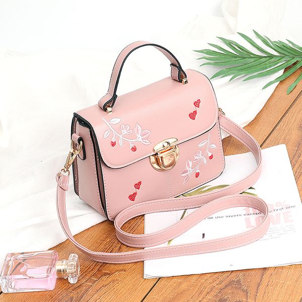 2019 new ladies small bags simple handbags fashion shoulder bags messenger printed women's women handbags pink bag
2019 new ladies small bags simple handbags fashion shoulder bags messenger printed women's women handbags pink bag