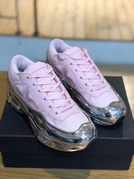 triple sneakers ozweego raf simons men shoes women shoes luxury casual shoe mirror reflective sneakers thick bottom women chaussures l22, Black
triple sneakers ozweego raf simons men shoes women shoes luxury casual shoe mirror reflective sneakers thick bottom women chaussures l22, Black