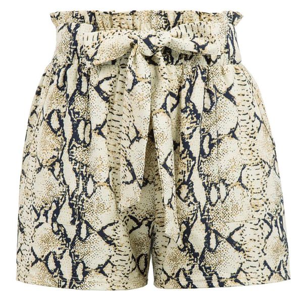 karin shorts women's clothes pattern elastic waist belt decorated vibrant pattern elegant holiday fashion casual shorts, White;black
karin shorts women's clothes pattern elastic waist belt decorated vibrant pattern elegant holiday fashion casual shorts, White;black