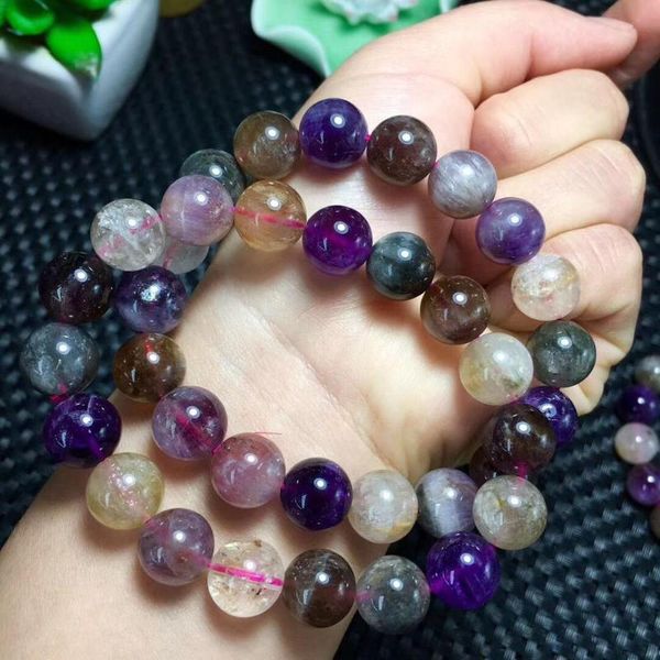 beaded, strands the mini bracelet is rich in 23 minerals, Black