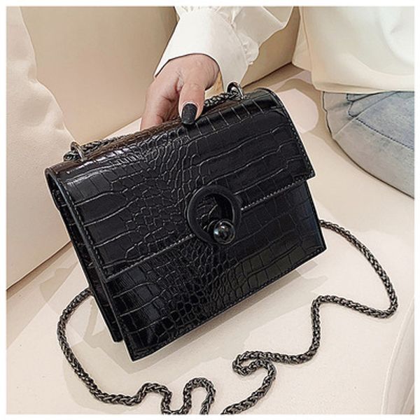the new european and american snake pattern lady crossbody bag, the brand designer luxury shoulder bag
the new european and american snake pattern lady crossbody bag, the brand designer luxury shoulder bag