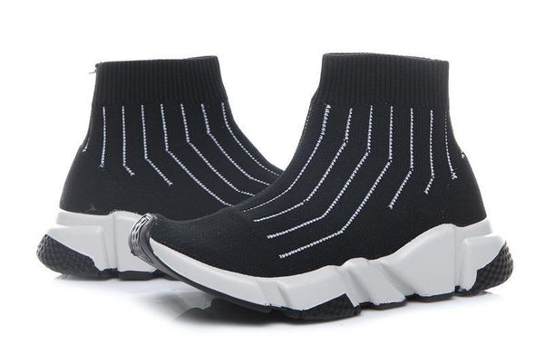 2020designer shoes childrens shoes speed trainer platform casual of triple socks red bule black flat fashion mens womens sports sneakers l03
2020designer shoes childrens shoes speed trainer platform casual of triple socks red bule black flat fashion mens womens sports sneakers l03