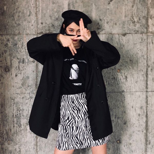 new harajuku casual vintage fashion slim casual wind black street zebra pattern retro hip hop half-high waist women skir
new harajuku casual vintage fashion slim casual wind black street zebra pattern retro hip hop half-high waist women skir