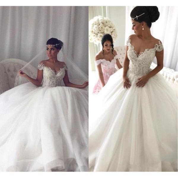 vintage ball gown wedding dresses cap sleeve lace appliques beaded tulle bridal gowns plus size bride dress 2019, White 
vintage ball gown wedding dresses cap sleeve lace appliques beaded tulle bridal gowns plus size bride dress 2019, White