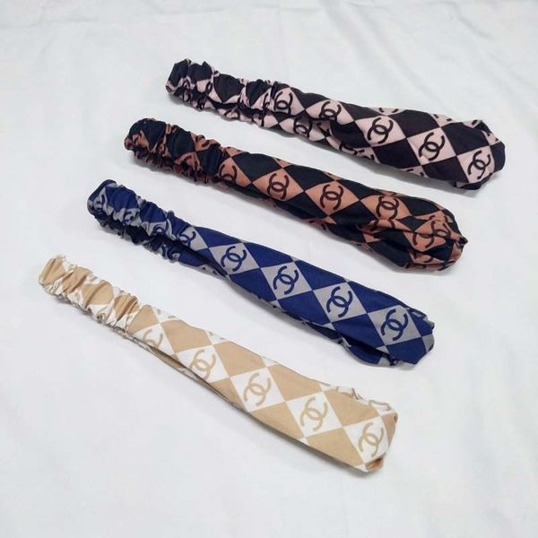 brand elastic headband for women and men brand green and red striped hair bands head scarf for gifts, Silver
brand elastic headband for women and men brand green and red striped hair bands head scarf for gifts, Silver
