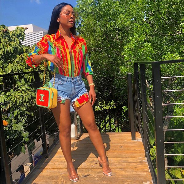 Female Digital Printed Blouse Casual Female Lapel Neck Shirts Fashion Designer Shirts with Button
Female Digital Printed Blouse Casual Female Lapel Neck Shirts Fashion Designer Shirts with Button